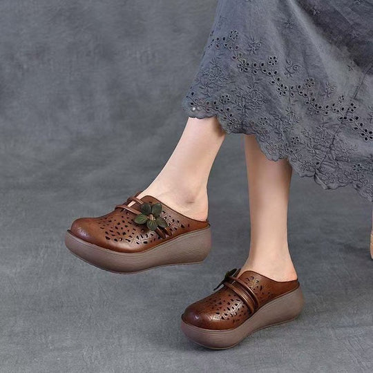 Damen Bequeme Clogs mit modischem Blüten-Detail EB