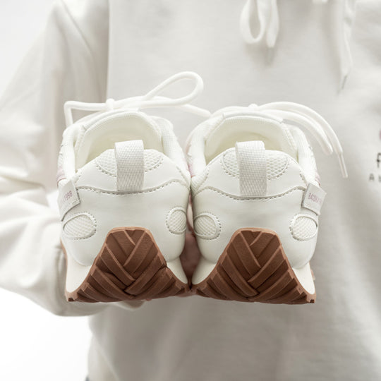 Damen Sportliche Sneaker mit atmungsaktiver Netzstruktur und dämpfender Sohle EB