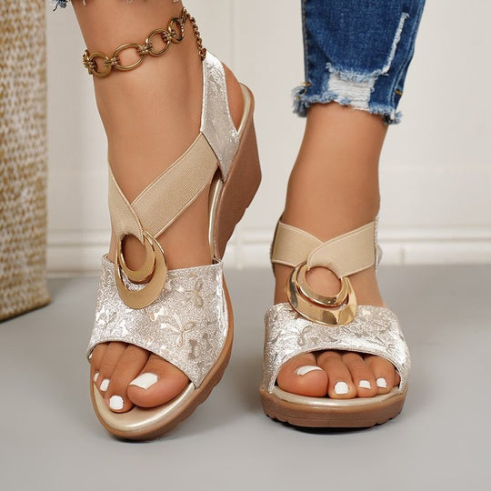 Damen Elegante Wedge-Sandalen mit glänzendem Detail EB