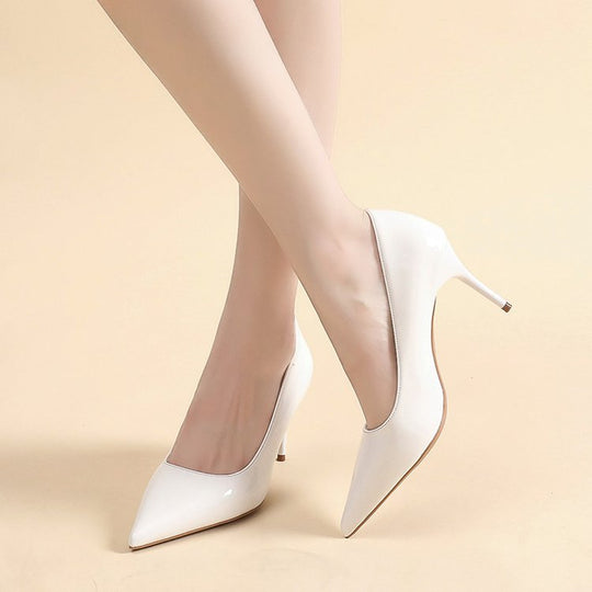 Damen Spitze High Heels mit glänzender Lackoberfläche EB