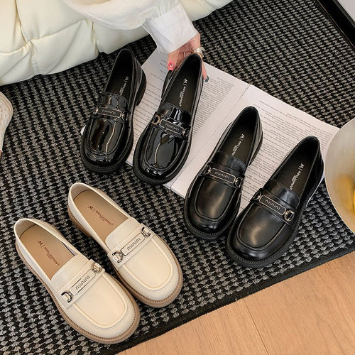 Damen Edle Loafer mit modischem Schnallenakzent und komfortabler Sohle EB