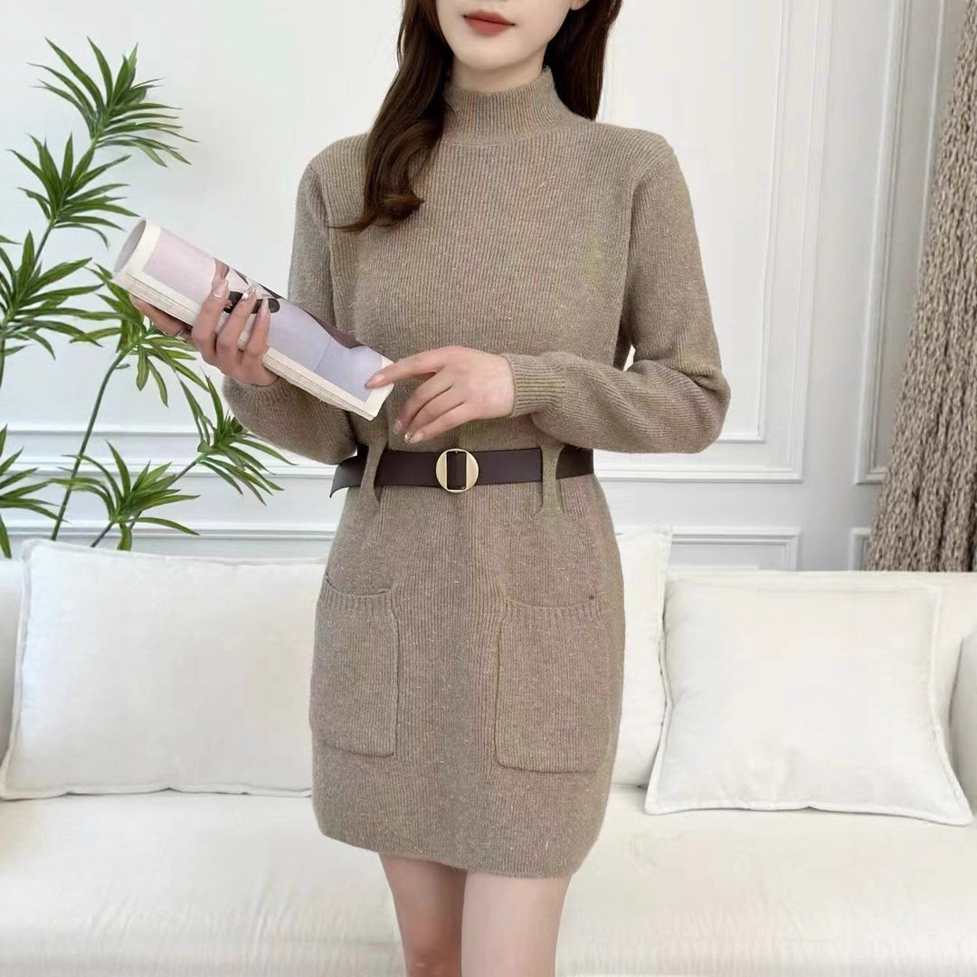 Damen Strickkleid mit hochgeschlossenem Kragen und praktischen Taschen EB