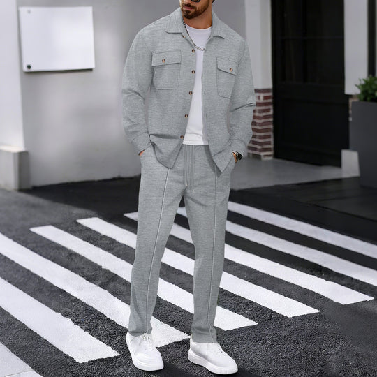 Herren modisches Freizeit-Set mit strukturierter Jacke und bequemen Hosen EB