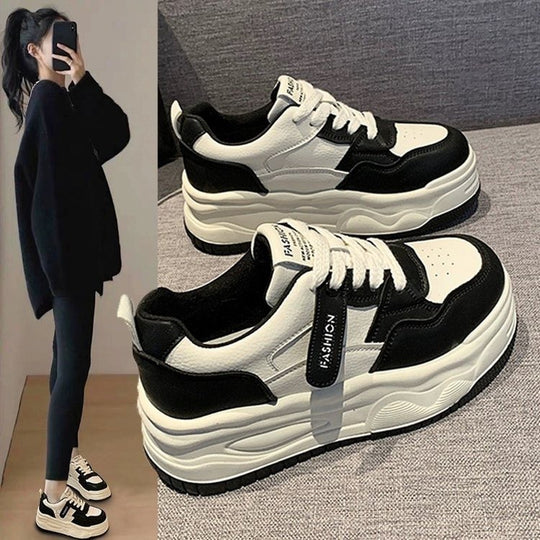Damen Chunky Sneakers mit trendiger Plateau-Sohle und seitlichem Klettverschluss EB