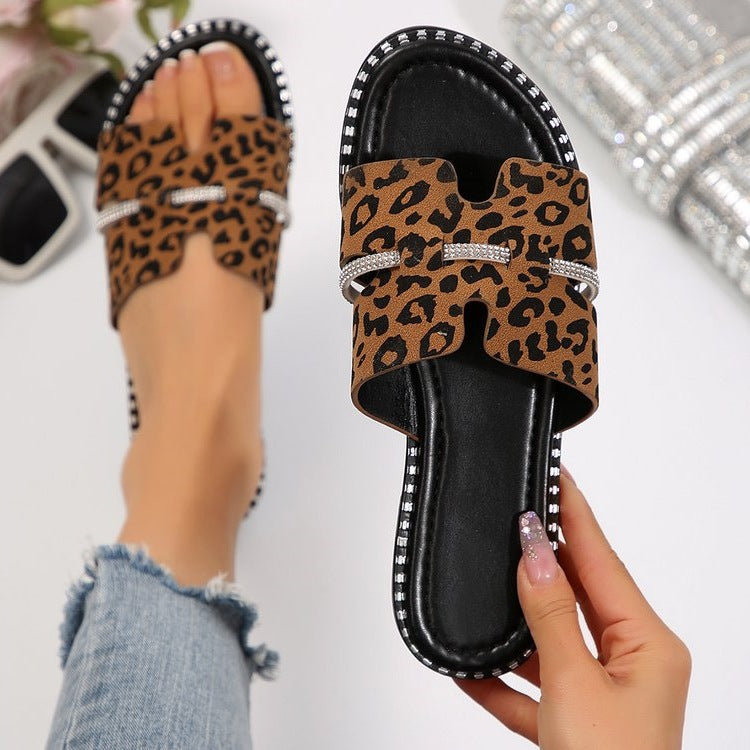 Damen bequeme Slides mit modischem Leopardenmuster und funkelnden Akzenten EB