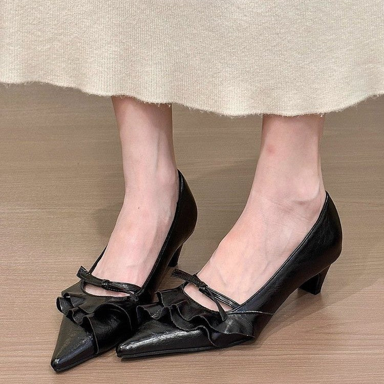Damen elegante spitze Pumps mit Rüschendetail EB