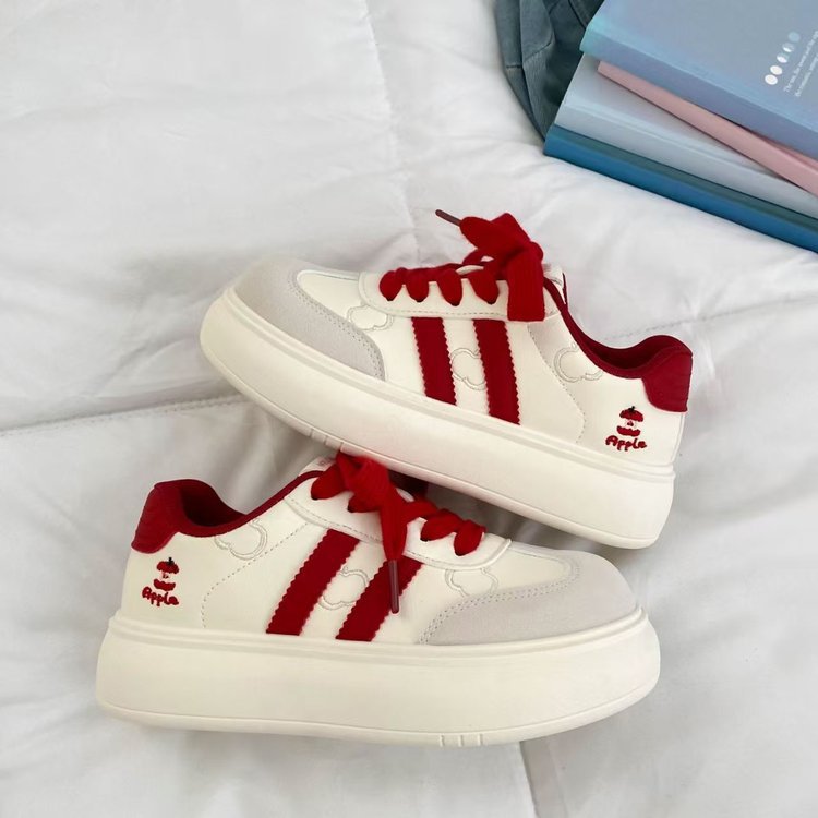 Damen Modische Sneaker mit trendigen Applikationen und bequemer Sohle EB