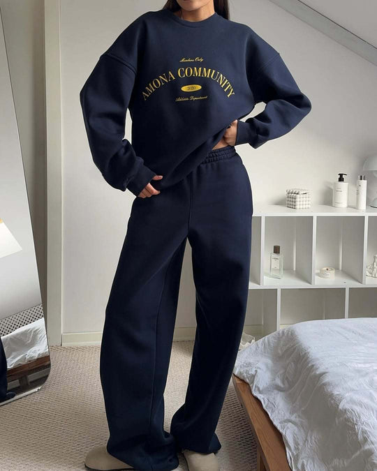 Damen weiches Oversize-College-Sweatshirt und hochgeschnittene weite Jogginghose EB
