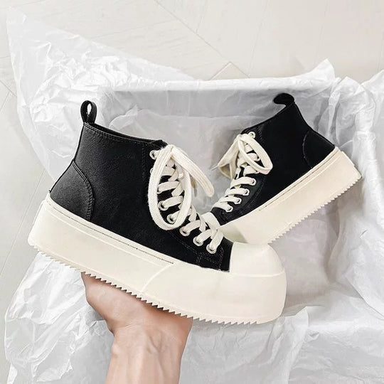 Damen Hohe Sneakers mit robustem Plateau und sportlichem Design EB