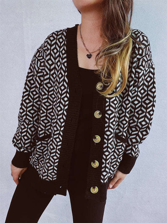 Damen Strickjacke mit geometrischem Muster und Knopfdetails EB