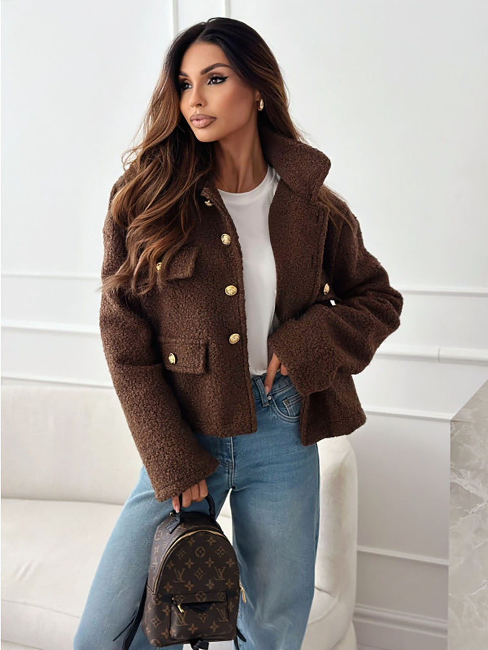 Damen Trendige Bouclé-Jacke mit goldenen Knöpfen und praktischen Taschen EB