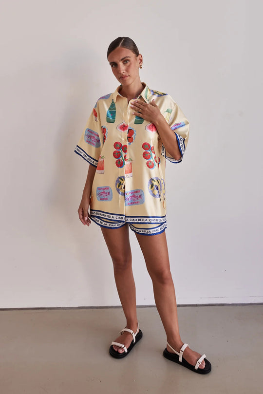 Damen Set bestehend aus stilvollem Kurzarm-Hemd und Shorts im sommerlichen Design EB