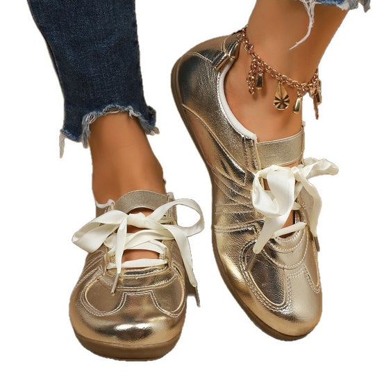 Damen modische Sneakers mit schimmernder Oberflächenstruktur und satinartigen Schnürsenkeln EB