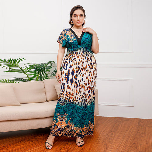 Damen Maxikleid mit elegantem Tierdruck und fließendem Schnitt EB