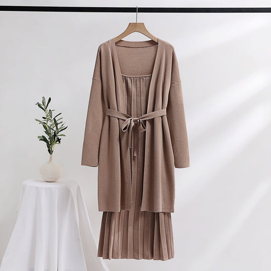 Damen elegantes und lässiges Strickkleid mit passender Strickjacke EB