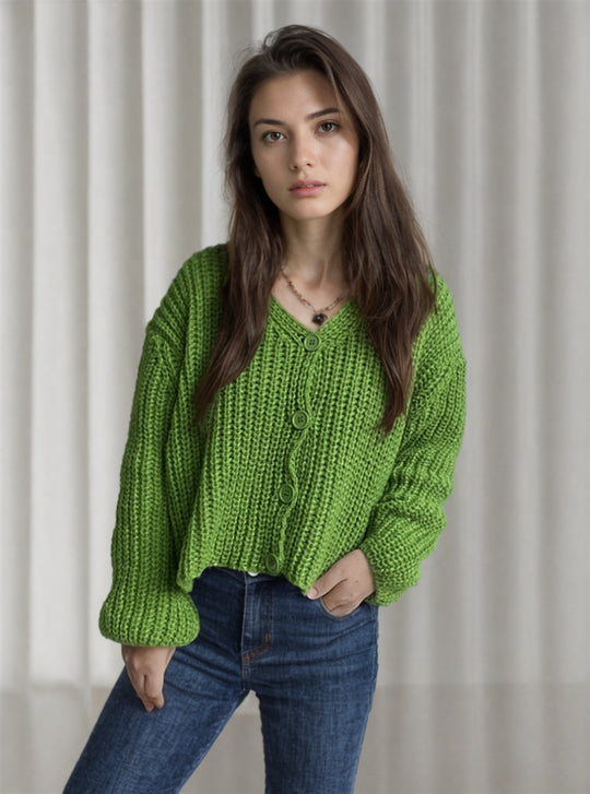 Damen Grobstrickjacke mit modischen Knopfdetails und lässigem Schnitt EB