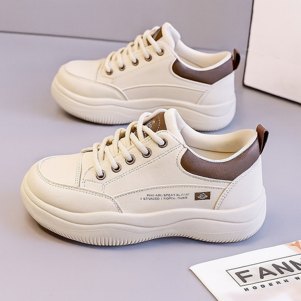 Damen Sportliche Sneakers mit Premium-Leder-Oberfläche und gepolsterter Innensohle EB
