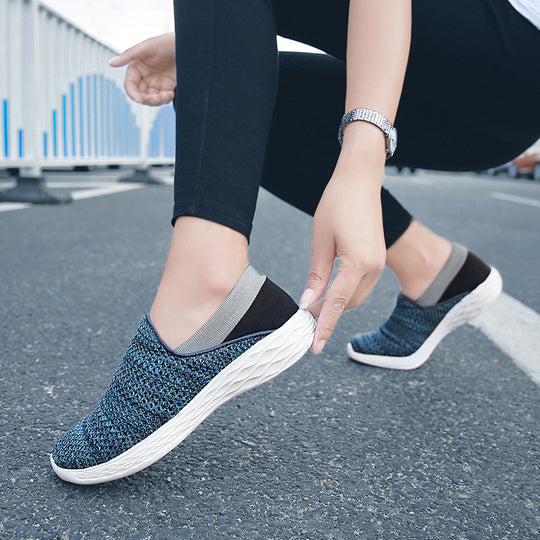 Damen atmungsaktive Slip-On Sneakers mit flexiblem Sohlendesign EB