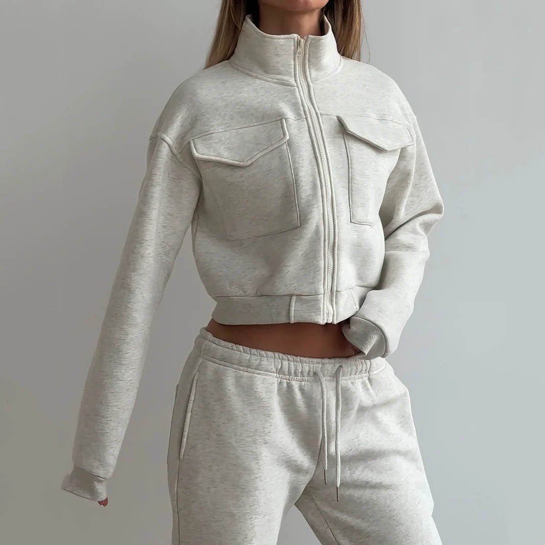 Damen moderner Zip-Hoodie und weite Sporthose EB