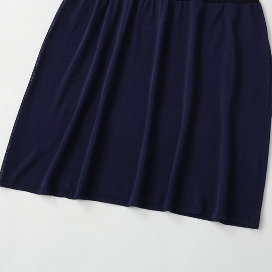 Damen Maxikleid mit schwingendem Schnitt und betontem Tailleneinsatz EB