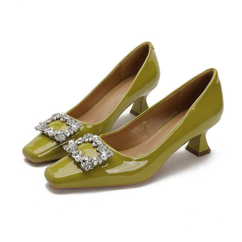 Damen elegante Pumps mit funkelndem Schmuckdetail EB