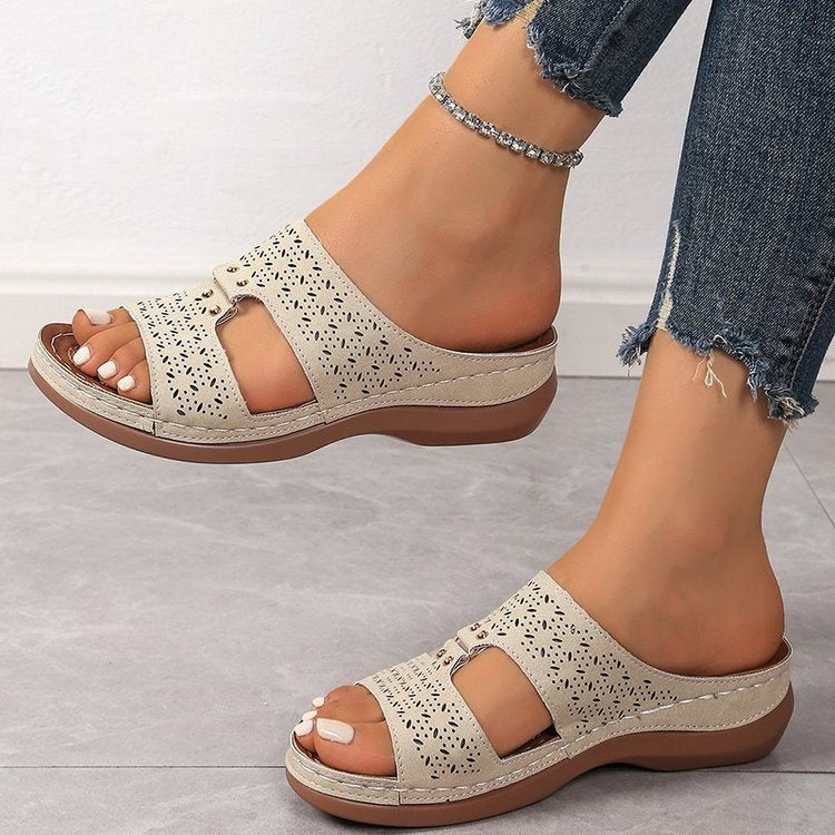 Damen Clogs mit modischem Lochdesign und komfortabler Fußbettung EB