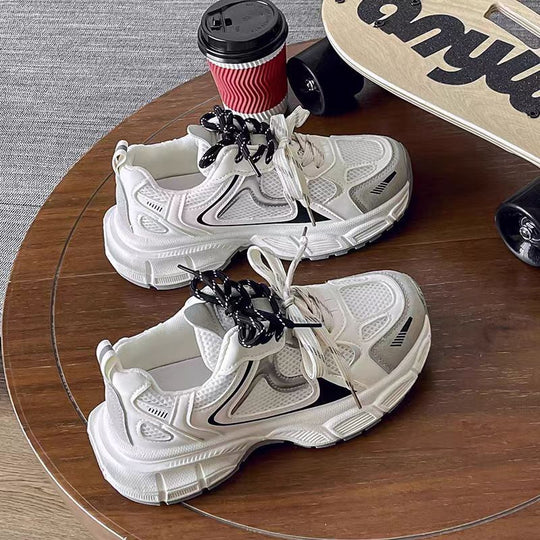 Damen Sportliche Sneakers mit atmungsaktiver Mesh-Oberfläche und federleichtem Dämpfungssystem EB