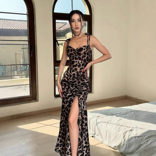 Damen Elegantes Maxikleid mit tiefem Schlitz und verspielt gerafftem Design EB