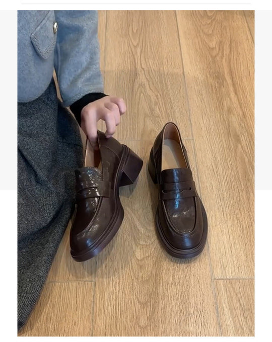 Damen Loafer mit modischem Blockabsatz und hochwertiger Lederoberfläche EB