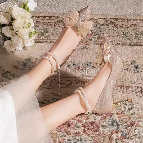 Damen glamouröse High Heels mit elegantem Blumenakzent EB