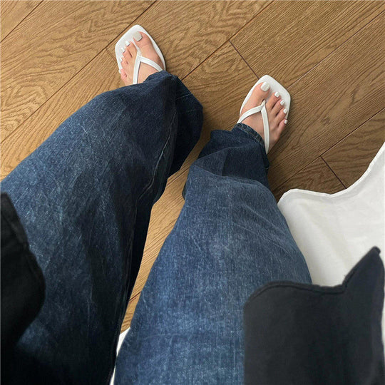 Damen Zehentrenner-Sandalen mit geschwungenem Fußbett und eleganter Riemenkonstruktion EB