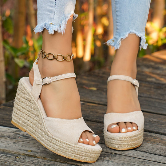 Damen Wedge-Pantoletten mit eleganter Schnallenverzierung EB