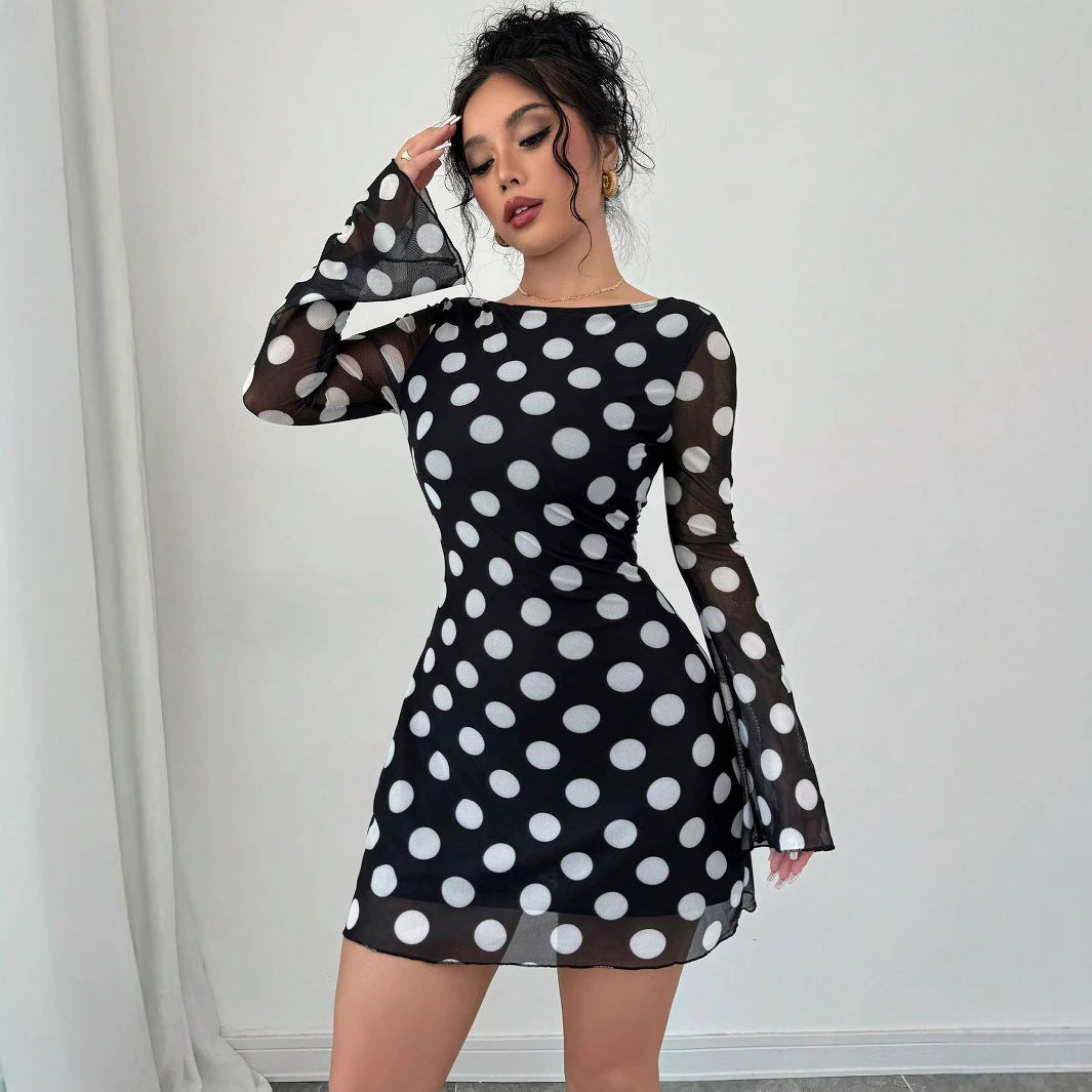 Damen luftiges Minikleid mit aufregendem Rückenausschnitt und modernen Punkten EB