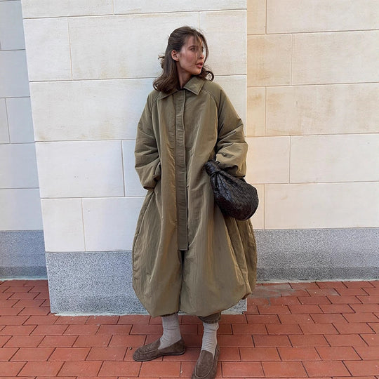 Damen Oversized Steppjacke mit elegantem Schnitt und praktischen Taschen EB