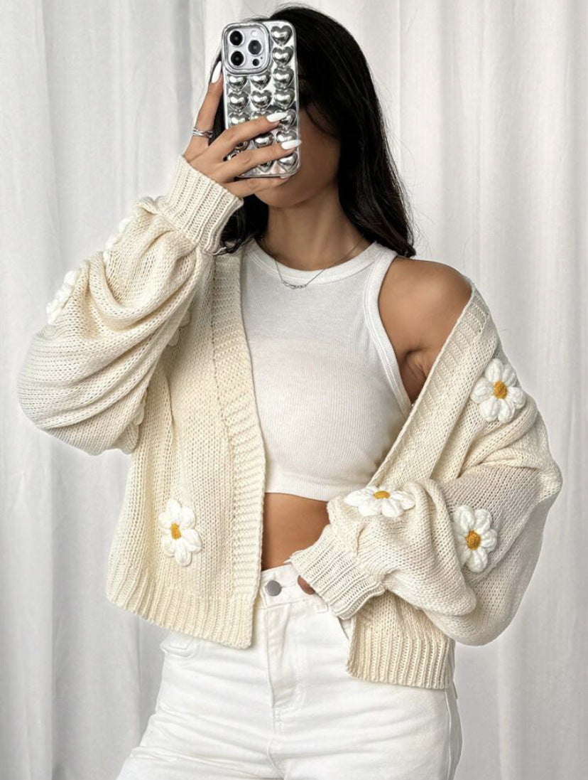 Damen Kurzstrickcardigan mit verspieltem Blumenmuster EB