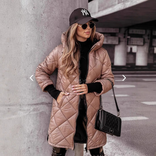 Damen Lässige Steppjacke mit Kapuze und praktischen Taschen EB