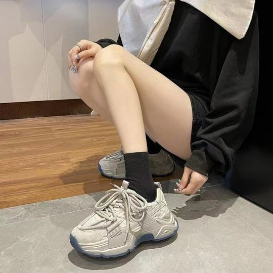 Damen Sportliche chunky Sneakers mit atmungsaktiver Oberflächenstruktur EB