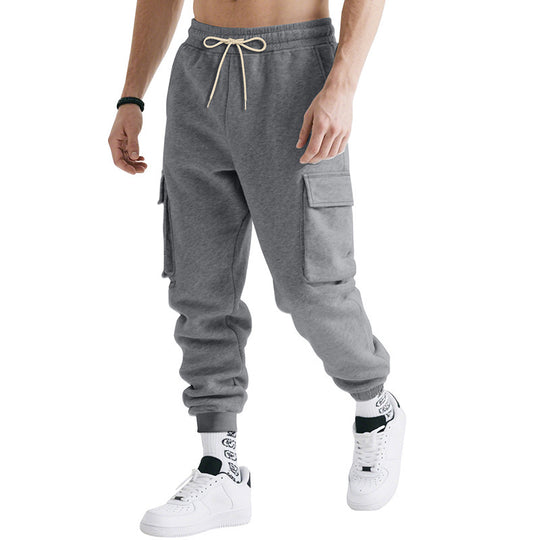 Herren nan Cargo-Joggerhose aus schwerem French Terry mit aufgesetzten Klappentaschen und elastischem Tunnelzugbund EB