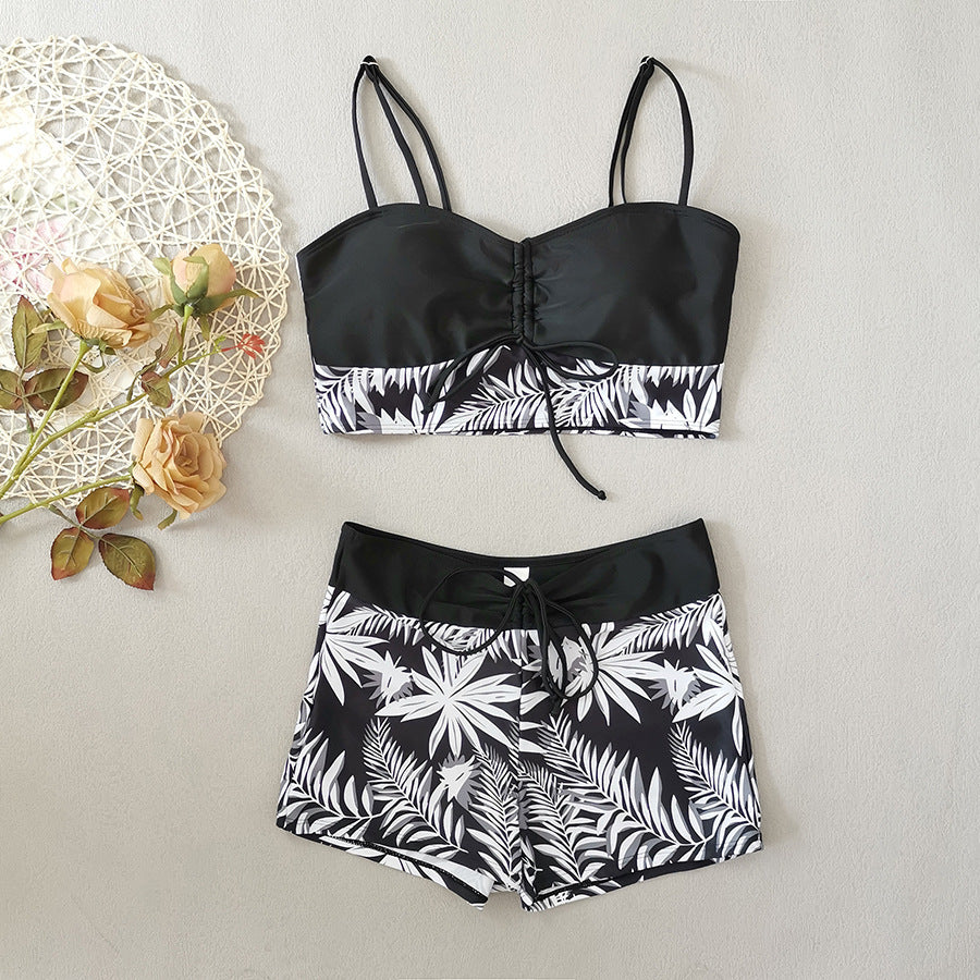 Damen Crop-Top Bikini mit floralem Design und bequemen Shorts EB