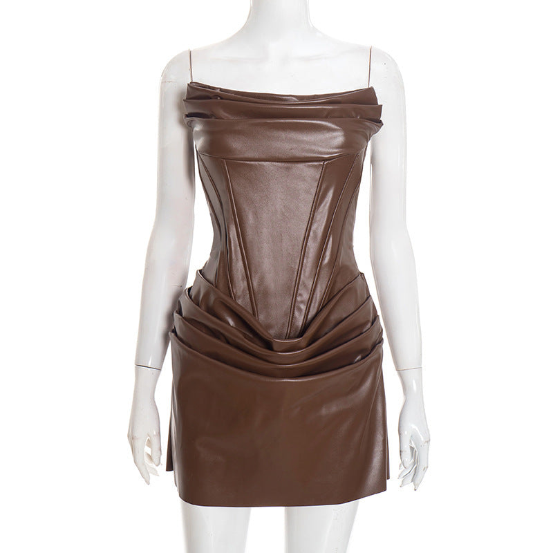 Damen Raffiniertes Minikleid aus hochwertigem Kunstleder mit drapierten Details EB