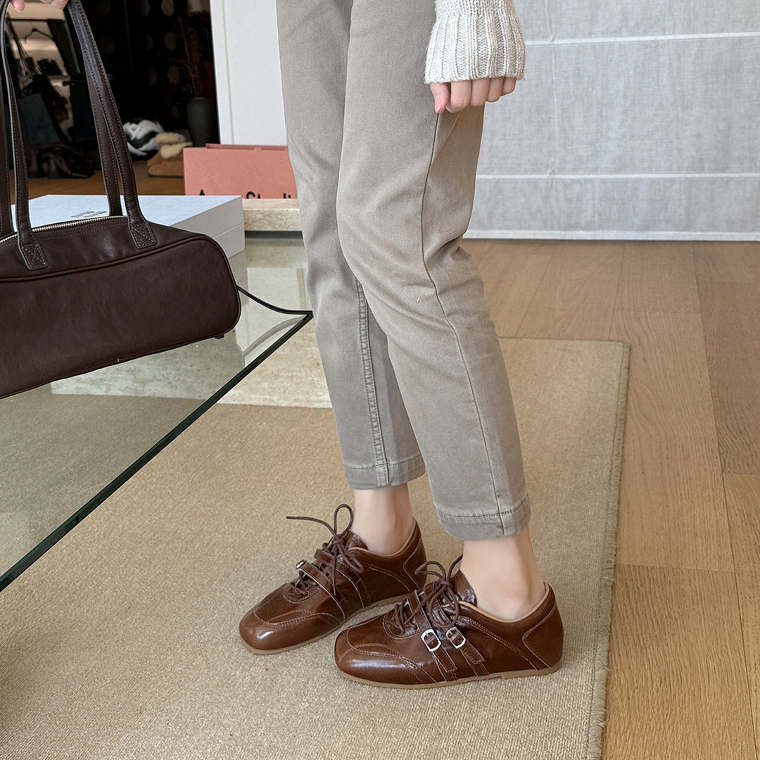 Damen Elegante Freizeitschuhe aus hochwertigem Leder mit modischem Schnürsystem EB