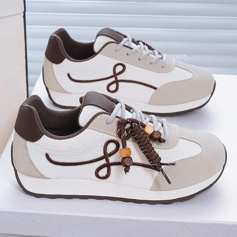 Damen Sneakers mit innovativem Schnürsystem und atmungsaktiver Konstruktion EB