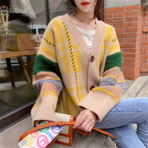 Damen Grobstrick-Cardigan mit buntem Karomuster und großen Holzknöpfen EB