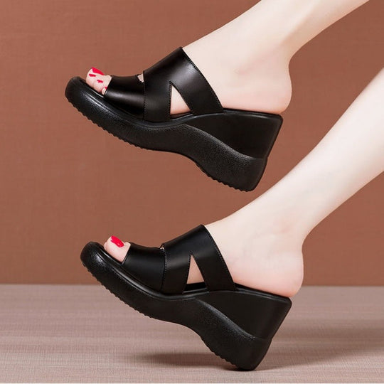 Damen Wedge-Pantoletten mit elegantem Schnitt und rutschfester Sohle EB