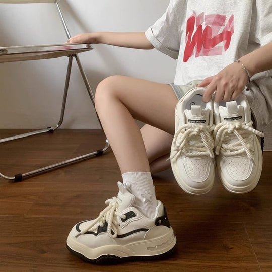 Damen Trendige Chunky Sneakers mit sportlichem Design EB