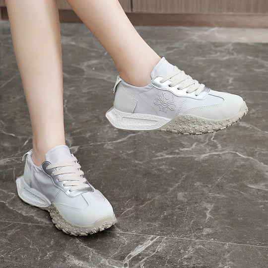 Damen Sportliche Sneakers mit Anti-Rutsch-Sohle und atmungsaktivem Obermaterial EB