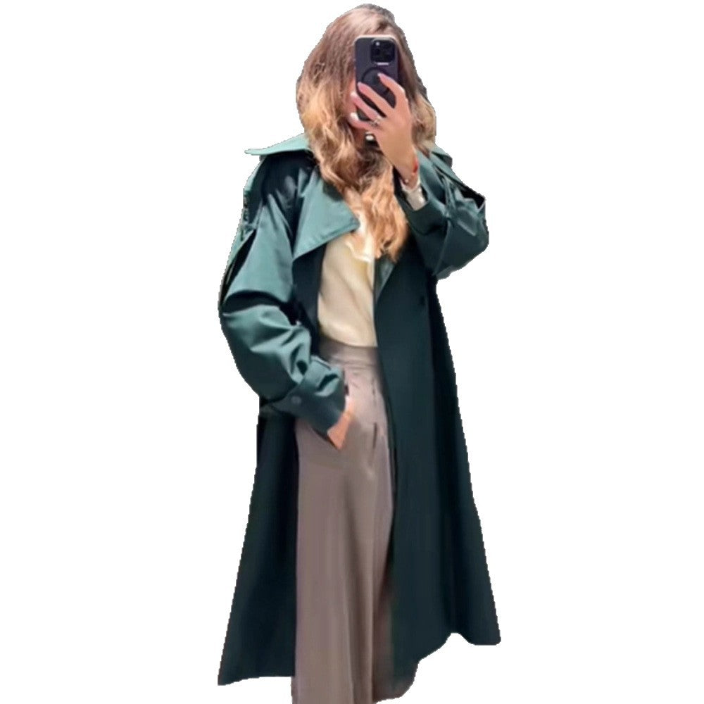Damen Trenchcoat mit modernen Details und breitem Revers EB
