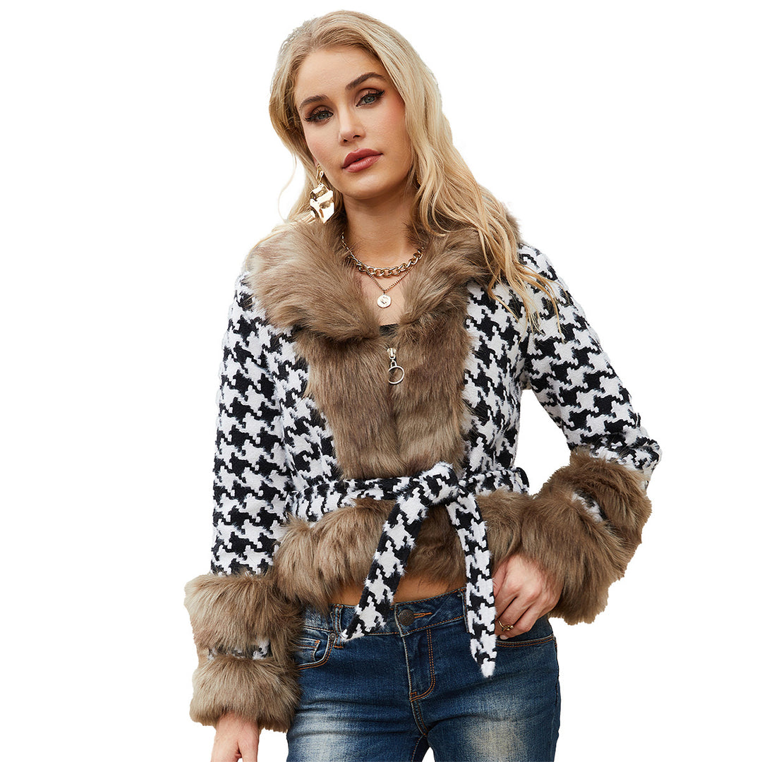 Damen Hochwertige Winterjacke mit auffälligem Hahnentritt und faux Pelzkragen EB