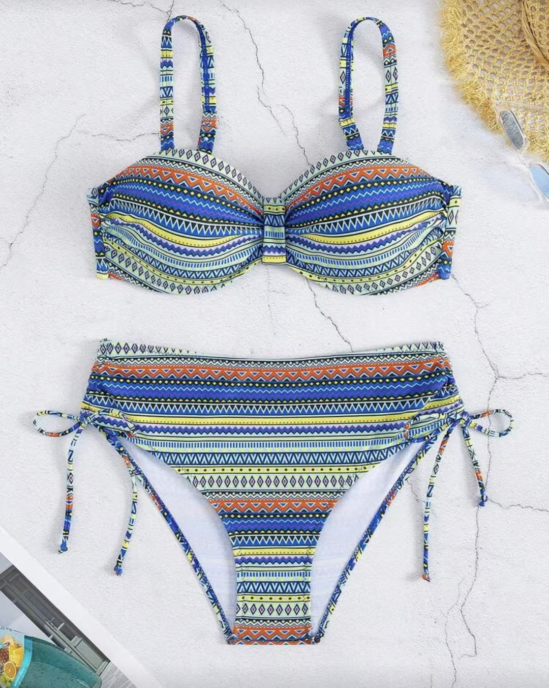 Damen Bikini-Set mit modischem Wickel-Detail und anpassbarem Bund EB