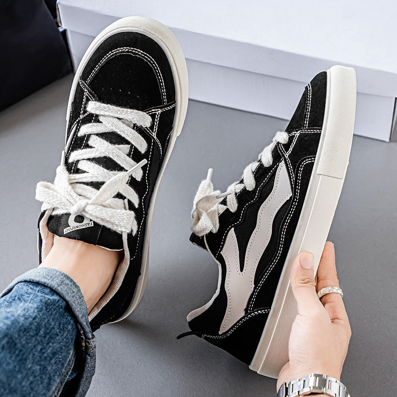 Damen Sneakers mit modischem Veloursleder und auffälligem Design EB